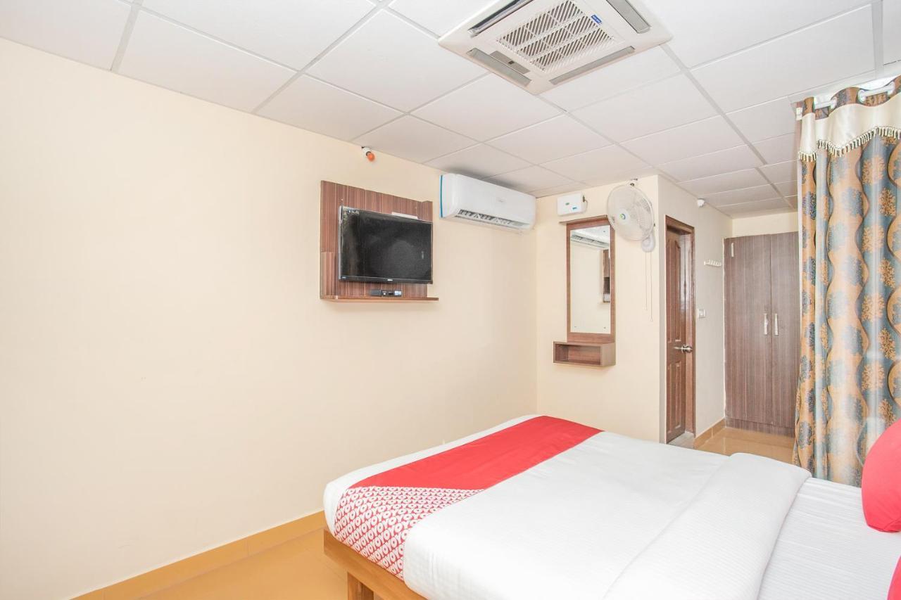 Готель Oyo 10291 Sri Venkatadri Residency Бенґалуру Екстер'єр фото